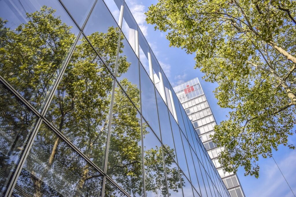 architecture, reflection, building, facade, modern, city, window, skyscraper, heaven, dusseldorf, glass, house facade, office building, low angle shot, glass facade, glass front, city center, tree leaves-4438478.jpg